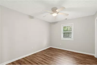 3733 Memorial Parkway NW, Kennesaw, GA 30152 - Photo 29