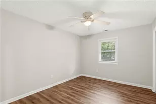 3733 Memorial Pkwy NW, Kennesaw, GA 30152 - Photo 29