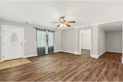 3733 Memorial Parkway NW, Kennesaw, GA 30152 - Photo 3