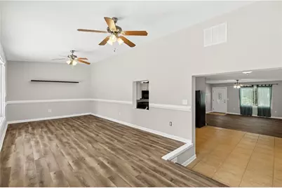 3733 Memorial Parkway NW, Kennesaw, GA 30152 - Photo 11