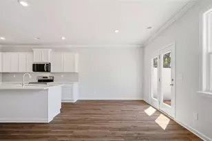 1326 Aura Ln, Lawrenceville, GA 30045 - Photo 9