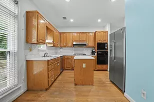 361 Shyrewood Dr, Lawrenceville, GA 30043 - Photo 9