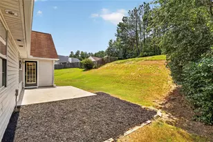 1451 Log Cabin Ln, Lawrenceville, GA 30045 - Photo 33