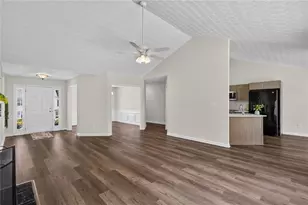 1451 Log Cabin Ln, Lawrenceville, GA 30045 - Photo 5