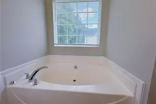 306 Willow Way, Griffin, GA 30224 - Photo 9