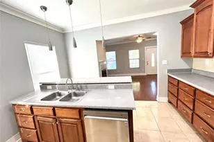 1020 Hill St SE, Atlanta, GA 30315 - Photo 5