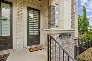 2337 Brissett Ln, Brookhaven, GA 30319 - Photo 3