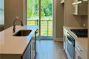 913 Echo Pk Dr, Suwanee, GA 30024 - Photo 9