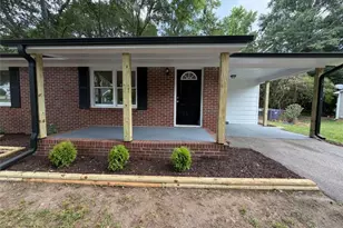 135 Martha St, Winder, GA 30680 - Photo 7