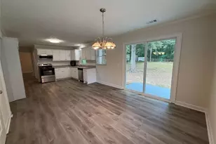 135 Martha St, Winder, GA 30680 - Photo 21
