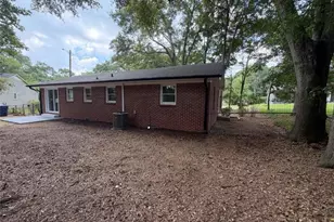 135 Martha St, Winder, GA 30680 - Photo 63
