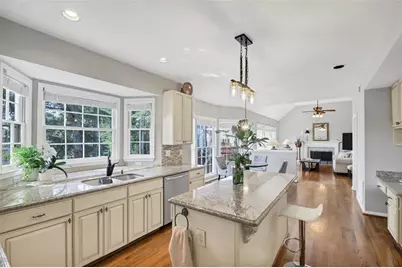 7175 Devonhall Way, Johns Creek, GA 30097 - Photo 15