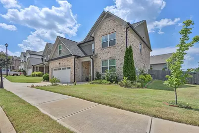 25 Sudderth Street, Buford, GA 30518 - Photo 3