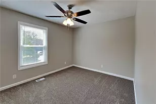 979 Tyrell Dr, Austell, GA 30106 - Photo 13