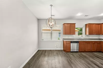 7870 Bluefin Trail, Union City, GA 30291 - Photo 9