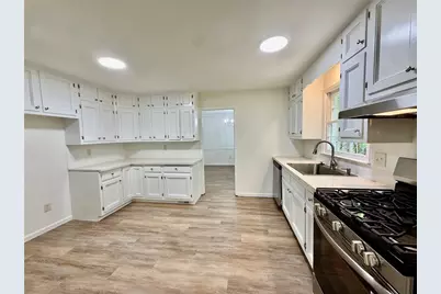 5264 Golfcrest Circle, Stone Mountain, GA 30088 - Photo 5