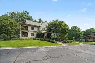 8915 River Run, Atlanta, GA 30350 - Photo 33