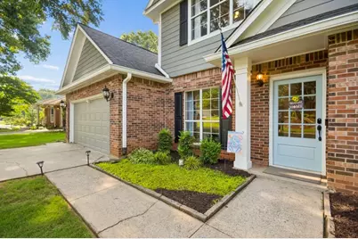 10785 Willow Meadow Circle, Alpharetta, GA 30022 - Photo 5
