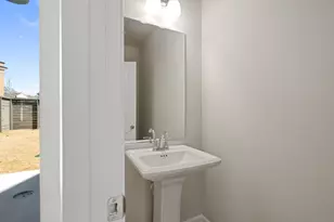 249 10th St, Auburn, GA 30011 - Photo 11