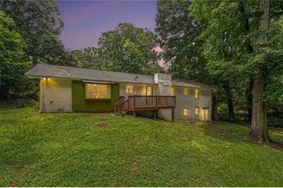 2826 Manor Court, Snellville, GA 30078 - Photo 7