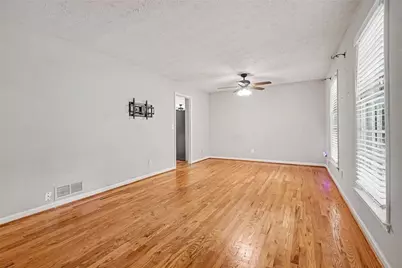 2826 Manor Court, Snellville, GA 30078 - Photo 9