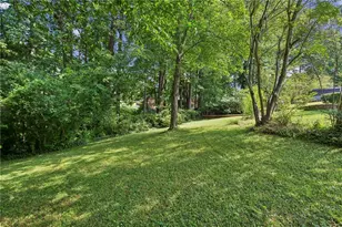 3690 Wisteria Ln SE, Smyrna, GA 30082 - Photo 5