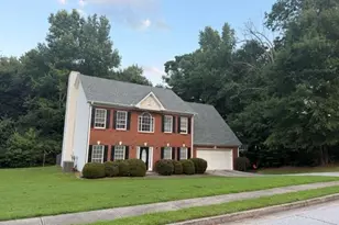 2242 Vintage Oaks Dr, Loganville, GA 30052 - Photo 3