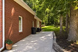 1305 Fontainebleau Ct NE, Lawrenceville, GA 30043 - Photo 67