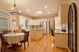 1305 Fontainebleau Ct NE, Lawrenceville, GA 30043 - Photo 17