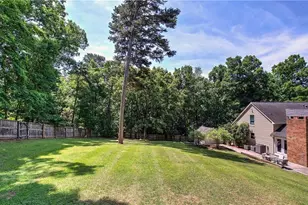 224 Shadowood Dr SE, Calhoun, GA 30701 - Photo 3