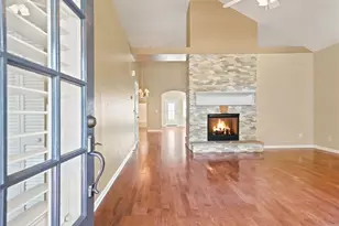 114 Ivygreen, Canton, GA 30114 - Photo 3