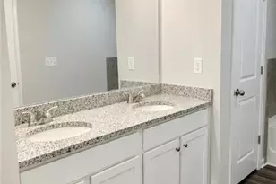 701 Bryson Lake Cir, Douglasville, GA 30134 - Photo 5