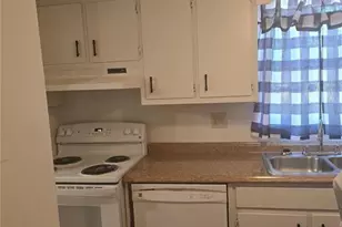 2230 Kings Gate Cir SW, Snellville, GA 30078 - Photo 5