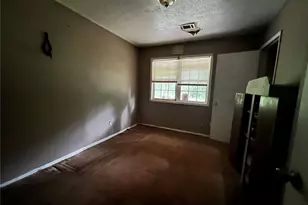 118 Meriwether St, Grantville, GA 30220 - Photo 7