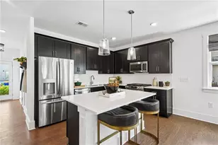 1560 Driggs Dr NW, Atlanta, GA 30318 - Photo 11