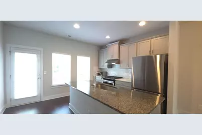 3801 Oxford Circle Circle, Doraville, GA 30340 - Photo 5