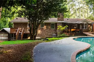 5873 Button Gwinnett Pl, Norcross, GA 30093 - Photo 5