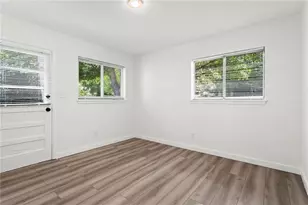 545 Oakview Rd, Decatur, GA 30030 - Photo 11