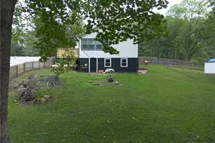 1520 Calvin Davis Cir, Lawrenceville, GA 30043 - Photo 19