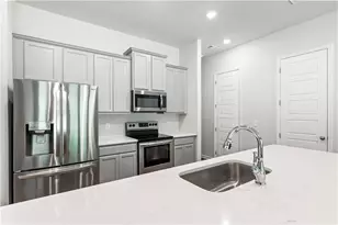 487 Bishop Ln, Woodstock, GA 30188 - Photo 7