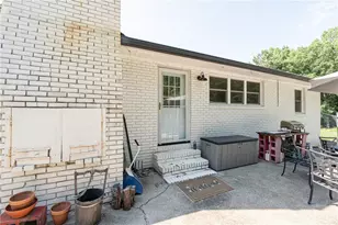 1585 Jimmy Dodd Rd, Buford, GA 30518 - Photo 11