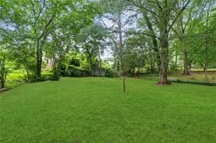 8 Edwin Pl NW, Atlanta, GA 30318 - Photo 31