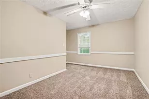 3884 Hunting Ridge Dr SW, Lilburn, GA 30047 - Photo 21