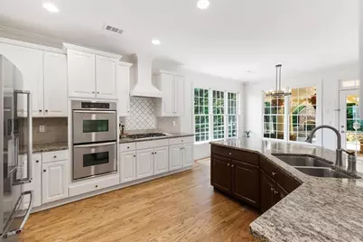 6915 Carmel Court, Suwanee, GA 30024 - Photo 3