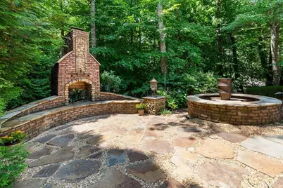 6915 Carmel Court, Suwanee, GA 30024 - Photo 7