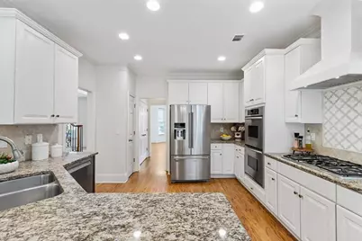 6915 Carmel Court, Suwanee, GA 30024 - Photo 19