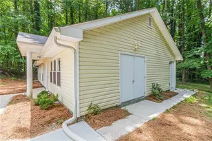 5975 Dart Dr, Lithonia, GA 30058 - Photo 7