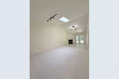 5376 Cherry Wood Drive, Stone Mountain, GA 30083 - Photo 11