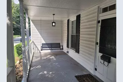 5246 W Mountain Street W, Stone Mountain, GA 30083 - Photo 3