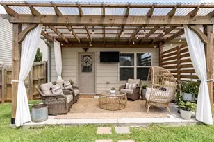 703 Independence Ave, Pendergrass, GA 30567 - Photo 5